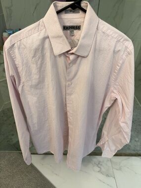 Express Men's Pink Micro-Pattern Dress Shirt